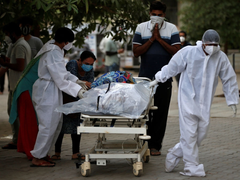 Nguyên nhân sâu xa khiến Ấn Độ 'vỡ trận' trong cuộc chiến chống COVID-19