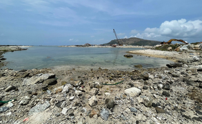 Ảnh: Vũng neo đậu tàu thuyền hơn 400 tỷ ở đảo Lý Sơn ‘giậm chân’ ròng rã 17 năm