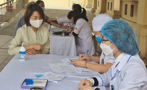 Bố mẹ và vợ con của nam thanh niên Hà Nam đều dương tính với SARS-CoV-2 