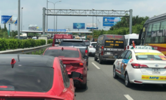 Từ TP.HCM đi Vũng Tàu mất 6 tiếng, trạm thu phí quốc lộ 51 đang xả trạm