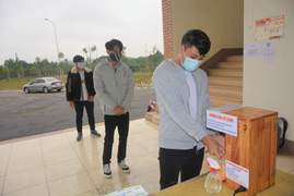 Nhiều trường đại học tái khởi động phòng chống COVID-19