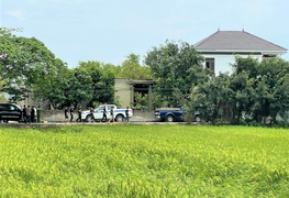 Nghệ An: 2 người chết sau nổ súng, công an vây bắt nghi phạm cố thủ trong nhà