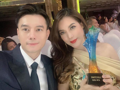 Loạt ảnh tình tứ của Trương Ngọc Ánh và người tình kém 14 tuổi