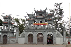 Bệnh nhân COVID-19 từng đi lễ tại đền Tiên La, tỉnh Thái Bình ra thông báo khẩn