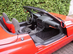 Điều gì làm nên sự độc đáo của siêu xe mui trần BMW Z1?