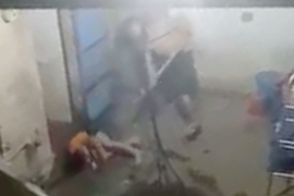 Chủ tịch nước yêu cầu TP.HCM làm rõ vụ cha đánh con nát tay