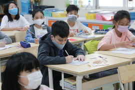 23 tỉnh, thành thông báo khẩn cho học sinh tạm dừng đến trường