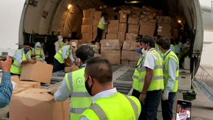 Vì sao Ấn Độ vẫn loay hoay dù viện trợ COVID-19 đổ về như nước?