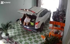 Clip: Vợ chui vào cốp xe trốn chồng