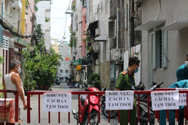 TP.HCM phong tỏa con hẻm có ca dương tính với SARS-CoV-2