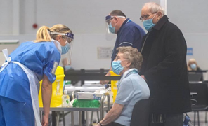 Anh sẽ sạch dịch COVID-19 vào tháng 8?