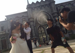 Cười xỉu với loạt ảnh 'bóc phốt' sự thật sau các bức hình sống ảo 'triệu like' 