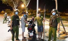 Nổ súng truy bắt nhóm thanh niên mang bom xăng, dao phóng lợn đi đánh nhau
