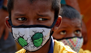 Trẻ em Ấn Độ kêu cứu