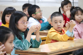 Ba địa phương cho học sinh nghỉ hè sớm 