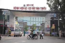 Bệnh viện K bị cách ly y tế, bệnh nhân nặng được điều trị thế nào?