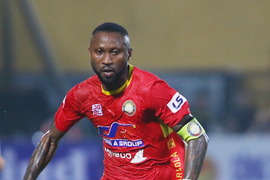 Hoàng Vũ Samson tố CLB Thanh Hóa nợ lương, gài hợp đồng sai luật