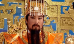 Diễn viên đóng Ngọc Hoàng của ‘Tây du ký’ bị in ảnh trên tiền âm phủ