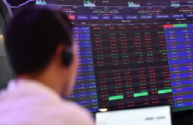 Thanh khoản cao ngất, VN-Index vẫn suy giảm