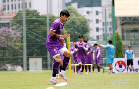 Tuyển Việt Nam đón tin vui: Đoàn Văn Hậu trở lại tập cùng đồng đội