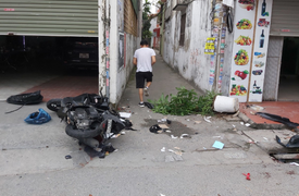 Điều tra nghi vấn ô tô tông xe máy khiến 2 người chết sau hỗn chiến