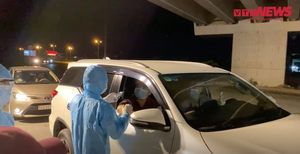 Video: Toàn cảnh 12 chốt bắt đầu kiểm dịch trở lại tại các cửa ngõ TP.HCM