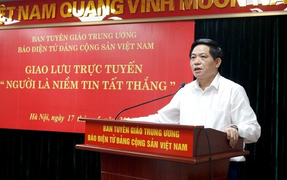 Giao lưu trực tuyến 'Người là niềm tin tất thắng'