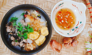 Bánh đúc - từ món nhà nghèo đến thức quà tuổi thơ thơm nức lòng của người Hà Nội