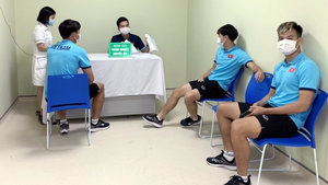 Dàn sao tuyển Việt Nam tiêm xong vaccine COVID-19, sẵn sàng sang UAE
