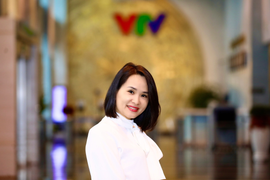 Cô gái ươm mầm tài năng nghệ thuật nhí