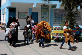Israel không kích liên tục, dải Gaza tăng nguy cơ bùng phát COVID-19