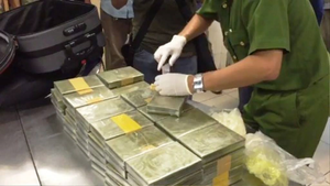 Phá đường dây ma túy qua đường hàng không lớn nhất từ trước đến nay