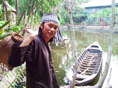 Hoài Linh giải thích lý do chưa chuyển 13 tỷ đồng ủng hộ miền Trung