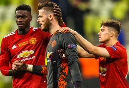 De Gea đá hỏng luân lưu 11m, Man Utd thua cay đắng chung kết Europa League