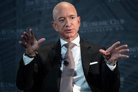 Tỷ phú Jeff Bezos sẽ từ chức CEO Amazon vào đầu tháng 7