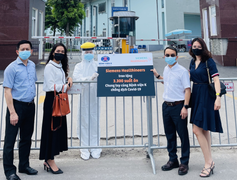 Siemens Healthineers ủng hộ 3.300 suất ăn hỗ trợ bệnh viện K chống dịch COVID-19