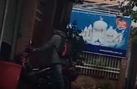 Video: Cảnh sát giả làm khách, đột kích tiệm Internet ở TP.HCM