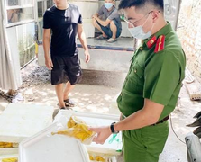 Đặc sản gà ủ muối không rõ nguồn gốc 'đổ bộ' Hà Nội