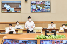 Bộ trưởng Y tế: Mục tiêu tạo miễn dịch cộng đồng trong năm 2021