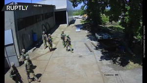 Video: Đang đi tập trận với NATO, lính Mỹ quay sang đột kích nhà máy ở Bulgari