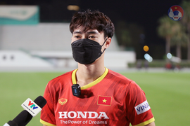 Văn Toàn: Malaysia có cầu thủ nhập tịch, mạnh lên rất nhiều