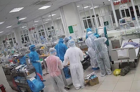 11 bệnh nhân COVID-19 tưởng không qua khỏi được cứu sống thần kỳ