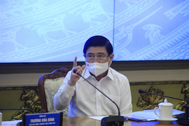 Chủ tịch TP.HCM: Cách ly quận Gò Vấp chưa có tiền lệ, vẫn còn nhiều thách thức