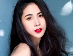 Rắc rối chuyển nhầm 30 triệu đồng từ thiện: Ca sĩ Thủy Tiên xin lỗi