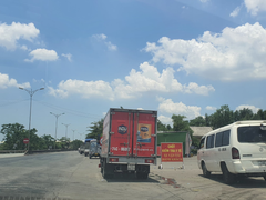 8 người trốn trong thùng xe tải để tránh khai báo y tế 