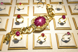 Đá quý Chính Biển chia sẻ bí quyết đánh giá Ruby thiên nhiên chuẩn