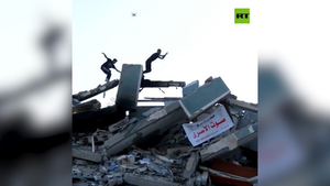 Video: Bãi ném bom ở Gaza trở thành địa điểm chơi parkour