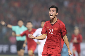 Video: Tiến Linh xuất sắc ghi bàn, Việt Nam 1-0 Indonesia