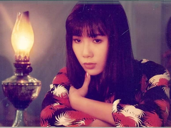 NSƯT Trịnh Kim Chi khoe ảnh thời trẻ khiến fan mê mẩn