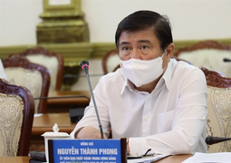 Ông Nguyễn Thành Phong: TP muốn sớm tiêm vaccine COVID-19 cho toàn bộ người dân